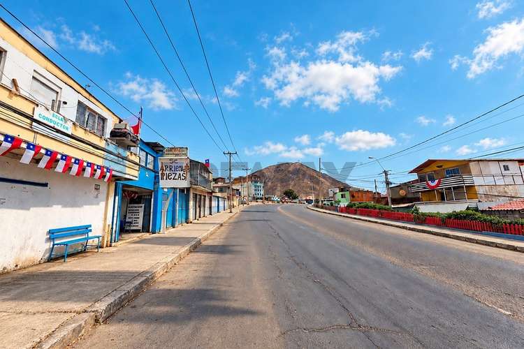 Venta casa de 2 pisos + dpto ind + local comercial - Imagen 16