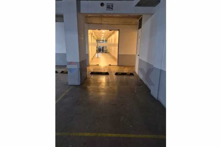 Estacionamientos en arriendo, los llanes 86