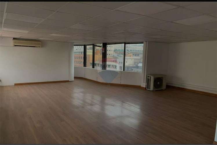 Amplia oficina en arriendo - edifico financiero - Imagen 6