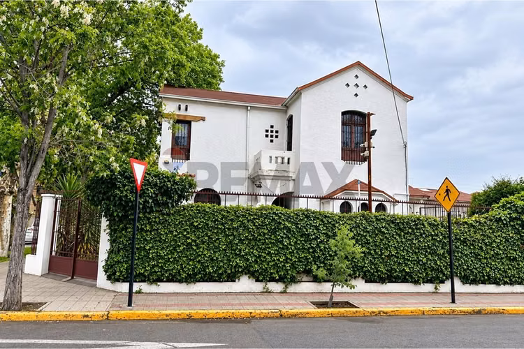Casa comercial arriendo providencia