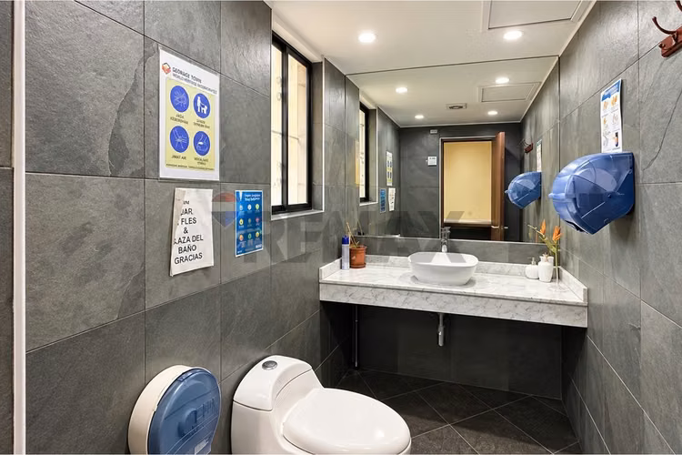 Casa comercial arriendo providencia