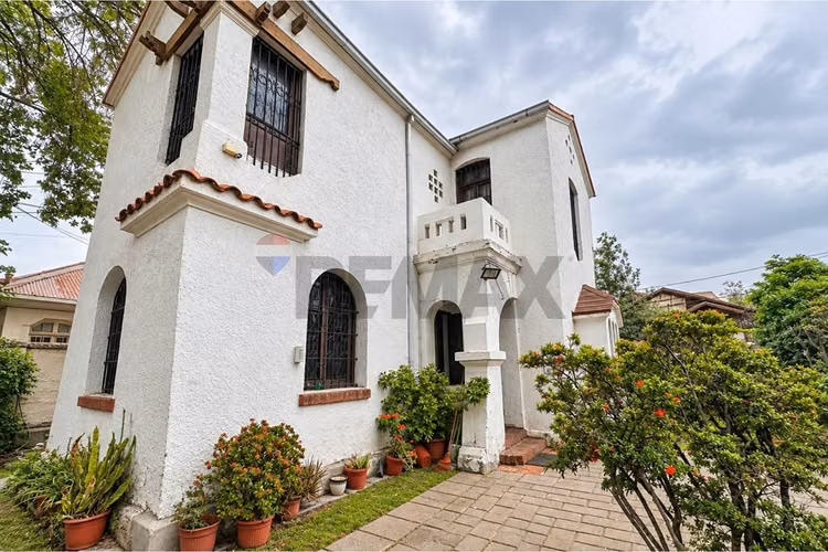 Casa comercial arriendo providencia