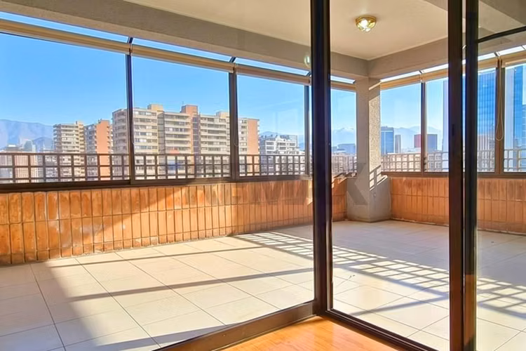 Metro, vista despejada 3d2b+servicio, nororiente