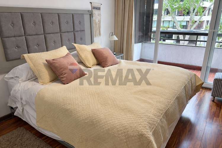 Arriendo amoblado 2d con terraza en el golf - Imagen 6