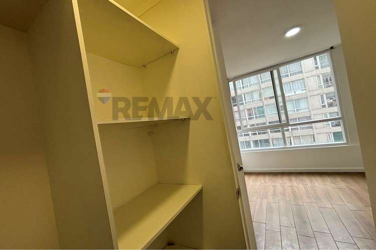 Venta 1d/1b metro las rejas, e. central - Imagen 4