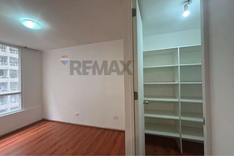 Venta 2d/1b metro ecuador, estación central - Imagen 8