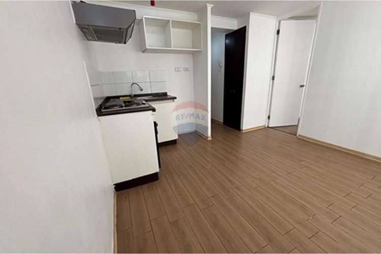 Venta depto. 1d/1b metro las rejas  est. central! - Imagen 2