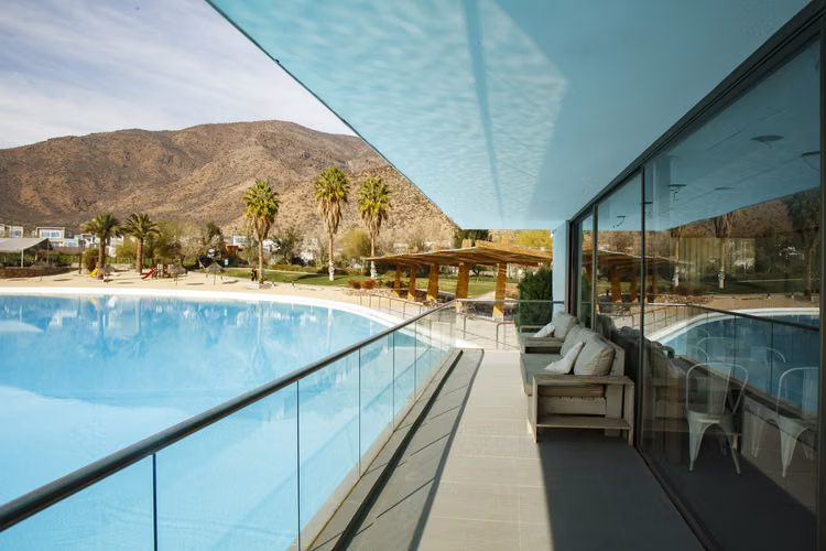 VENTA CASA 4 D 3 B CON PISCINA EN AYRES CHICUREO - Imagen 2