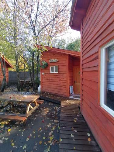 VENTA PARCELA CON CABAÑAS PARA ARRENDAR