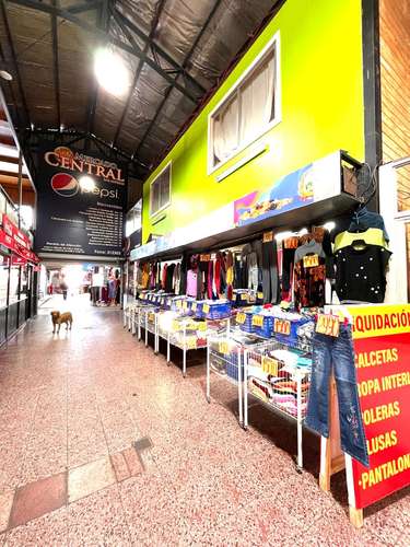 VENTA LOCAL COMERCIAL  EN MERCADO CENTRAL