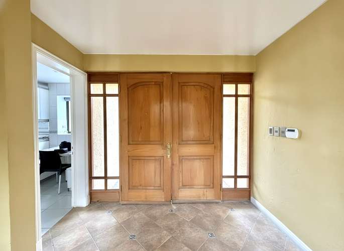 GOLF DE MANQUEHUE SÓLIDA  NORTE PURO  6D 4B PAÑO PLANO 815M2 - Imagen 12