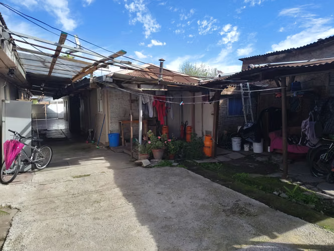 PROPIEDAD COMERCIAL  GRAN POTENCIAL PARA REMODELAR