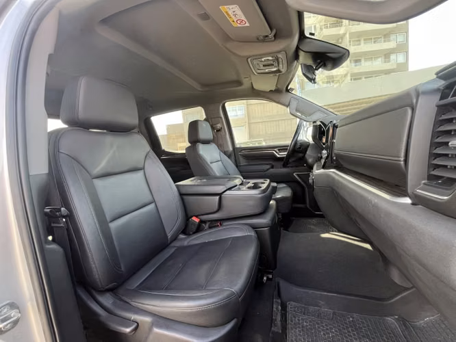 Chevrolet Silverado Tb 4wd 5.3 2023 - Imagen 20