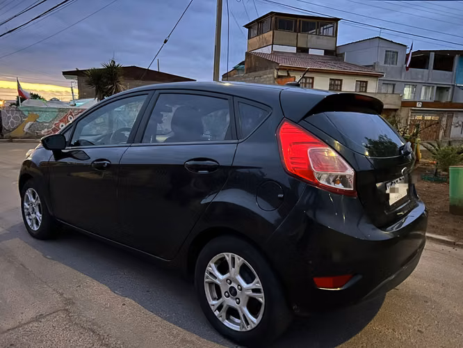 FORD FIESTA 1.6 AÑO 2016 - Imagen 7
