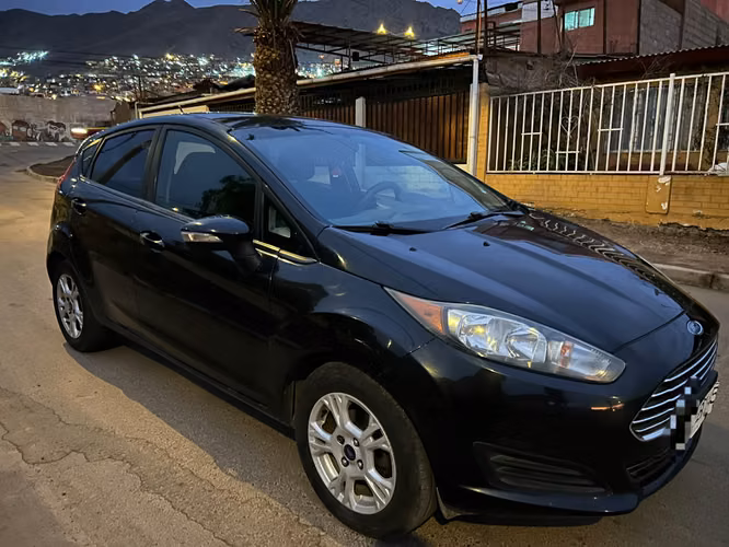 FORD FIESTA 1.6 AÑO 2016 - Imagen 4