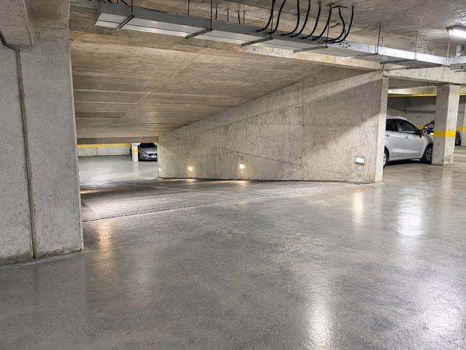 Edificio Alta Vista La Florida/ 13m2/ Excelente Conectividad