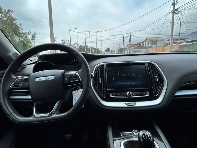 JETOUR X70 FAMILIAR AÑO 2023 - Imagen 16