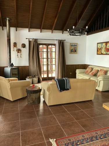 VENDO PARCELA CON CASA SOLIDA EN LIMACHE