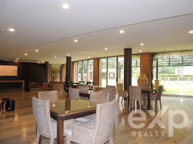 Impecable Departamento en Venta de 3 Dorm.+Servicio Vitacura - Imagen 24