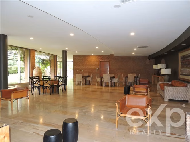 Impecable Departamento en Venta de 3 Dorm.+Servicio Vitacura - Imagen 26