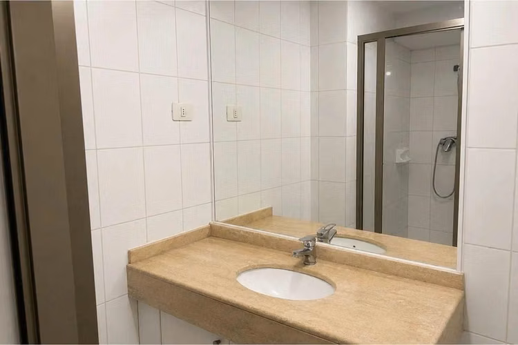 Depto Con Balcón Para Remodelar - Imagen 16