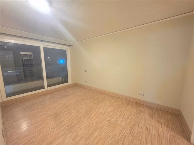 Departamento en arriendo de 2D 1B 1EST en Macul 470 mil - Imagen 2