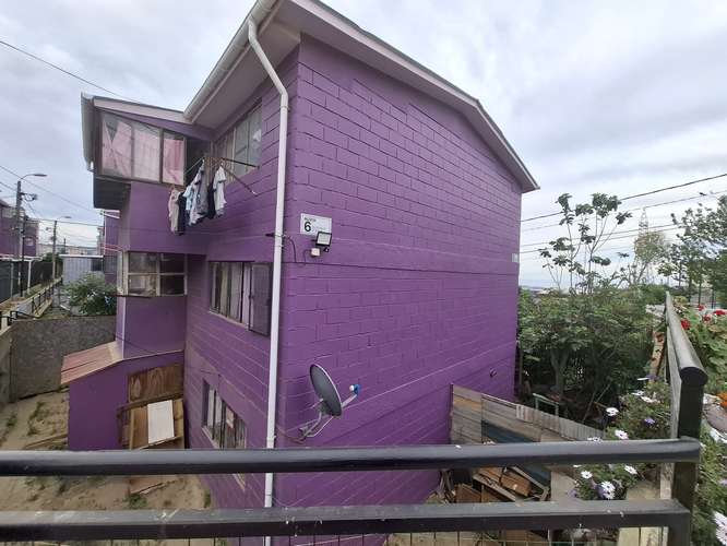 Se vende departamento en primer piso. Sector Las Palmas Valparaíso
