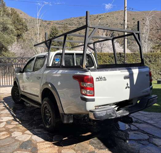 Mitsubishi L200 4x4 Dueña vende