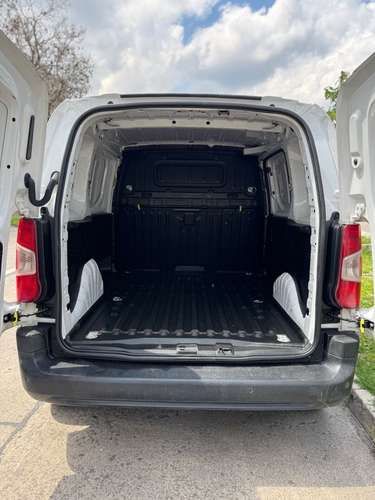 PEUGEOT PARTNER L1 - 2023 | 4941 - Imagen 9