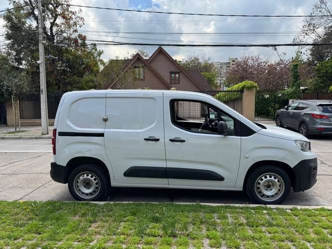PEUGEOT PARTNER L1 - 2023 | 4941 - Imagen 6