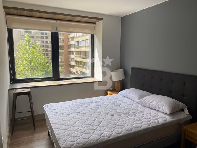 Arriendo Elegante Dpto. Las Condes, Terraza, Estac. CBG - Imagen 9