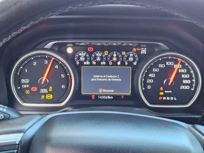 Chevrolet Silverado 3.0 LTZ DIESEL 4X4 AT 4P 2020 - Imagen 14
