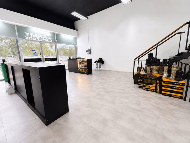 Amplio Local comercial metro Irarrazabal - Imagen 3