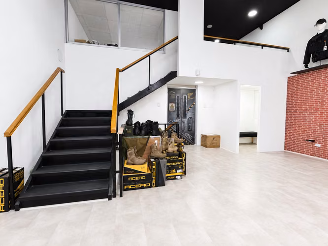 Amplio Local comercial metro Irarrazabal - Imagen 4