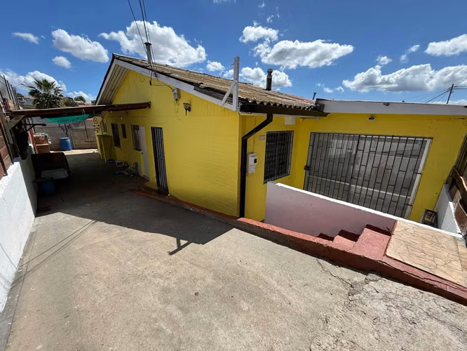 CASA 3 DORMITORIOS EN SAN ENRIQUE, VILLA ALEMANA