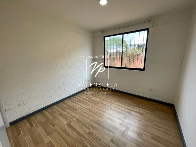 Casa de 3 Dormitorios y 2 Baños con Cocina Amoblada, Bodega y Cobertizo en Padre Las Casas