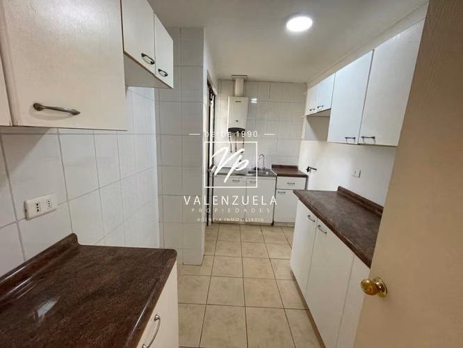 Casa de 3 Dormitorios y 2 Baños con Cocina Amoblada, Bodega y Cobertizo en Padre Las Casas
