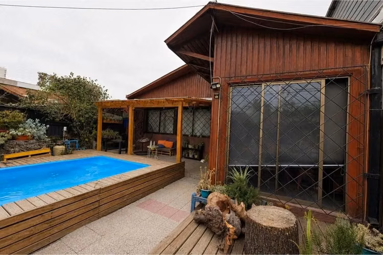Hermosa Casa En Pje. Con Piscina - Ñuñoa 3d2b - Imagen 2