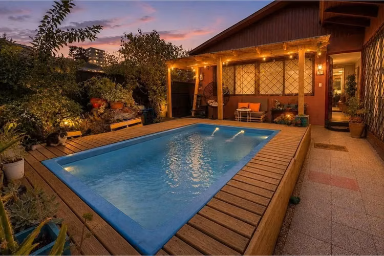 Hermosa Casa En Pje. Con Piscina - Ñuñoa 3d2b - Imagen 1