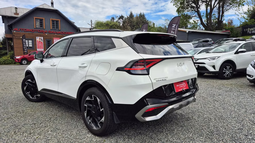 KIA SPORTAGE 4WD 2022 - Imagen 4