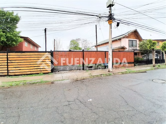 Venta 2 Casas, 4 Dormitorios y 3 Estacionamientos La Florida