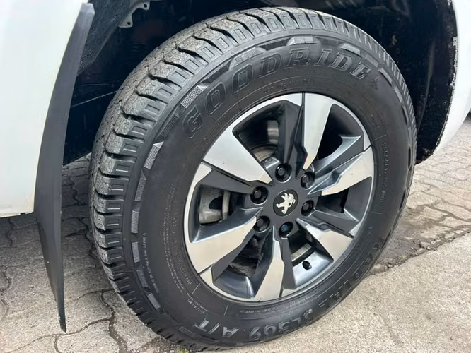 PEUGEOT LANDTREK ACTIVE BLUEHDI 180 4X4 AT - 2023 | 4806 - Imagen 9
