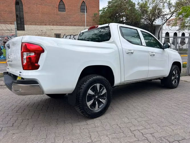 PEUGEOT LANDTREK ACTIVE BLUEHDI 180 4X4 AT - 2023 | 4806 - Imagen 7