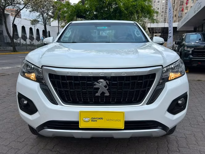 PEUGEOT LANDTREK ACTIVE BLUEHDI 180 4X4 AT - 2023 | 4806 - Imagen 2