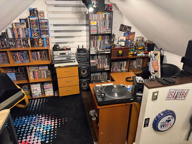 AMR PROPIEADES VENDE CASA CUMBRES DE NOS aislada dos Pisos - Imagen 8