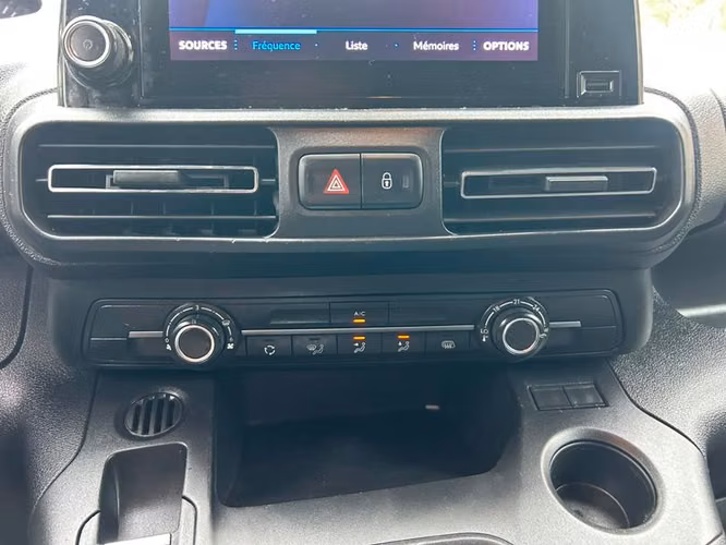 PEUGEOT PARTNER HDI 92 L1 1.6 - 2023 | 4733 - Imagen 19