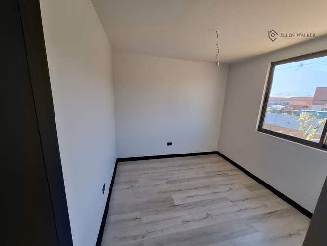 Dentro de Condominio y sólo 1 año de uso - Imagen 15