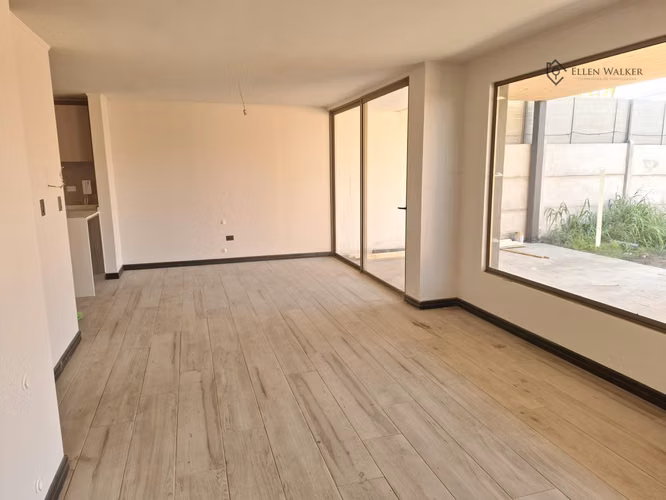 Dentro de Condominio y sólo 1 año de uso - Imagen 11