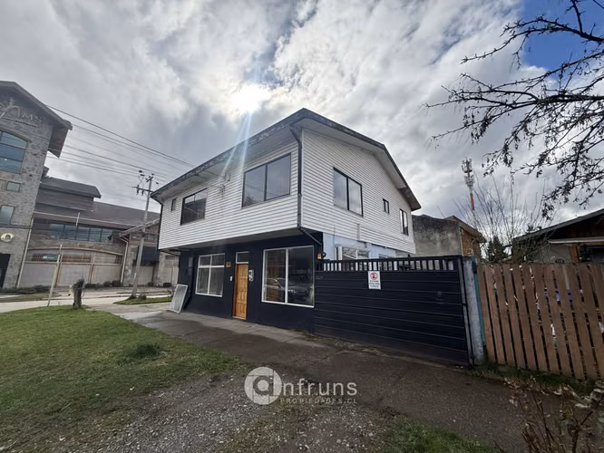 Arriendo céntrico local comercial en calle dussen