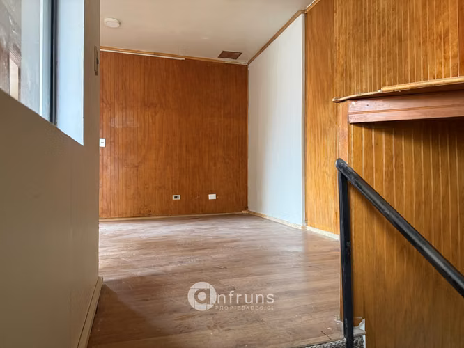Arriendo céntrico local comercial en calle dussen